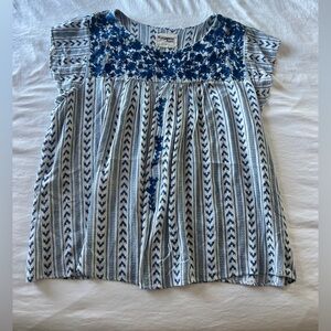 Savanna Jane Blue and White Women’s Top 3x